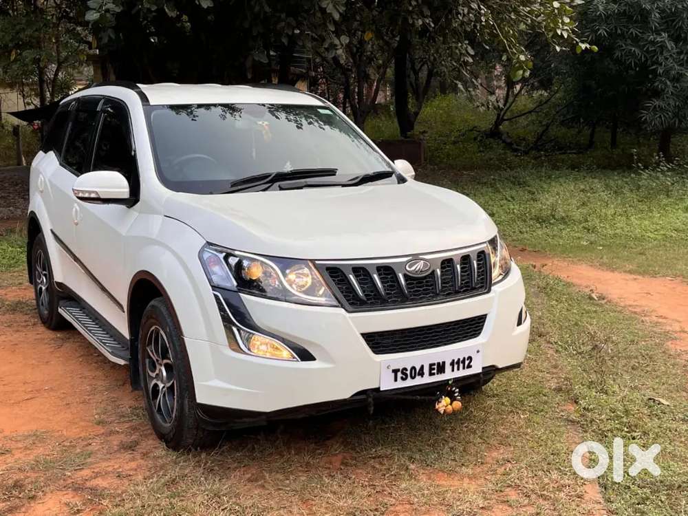 Mahindra Xuv500 2016 Diesel 122123 Km Driven