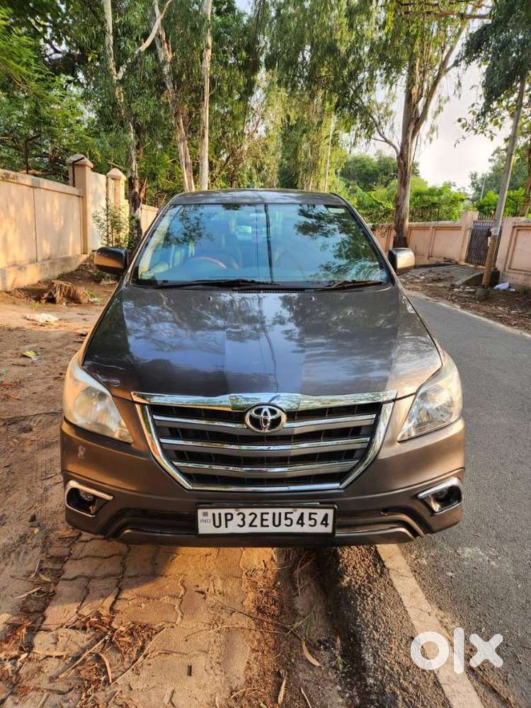 Toyota Innova 2.5 E Diesel Ms 7-seater, 2013, Diesel