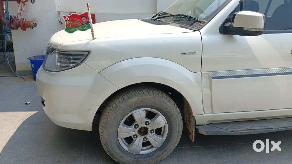 Tata Safari
