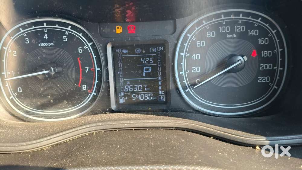 Maruti Suzuki Brezza, 2022, Petrol