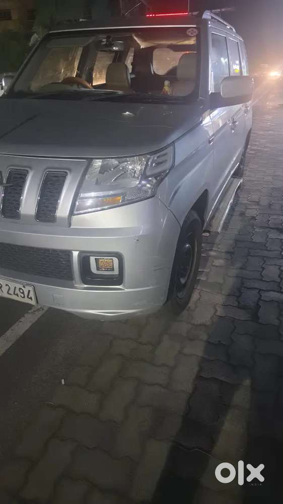 Mahindra Tuv 300 2018