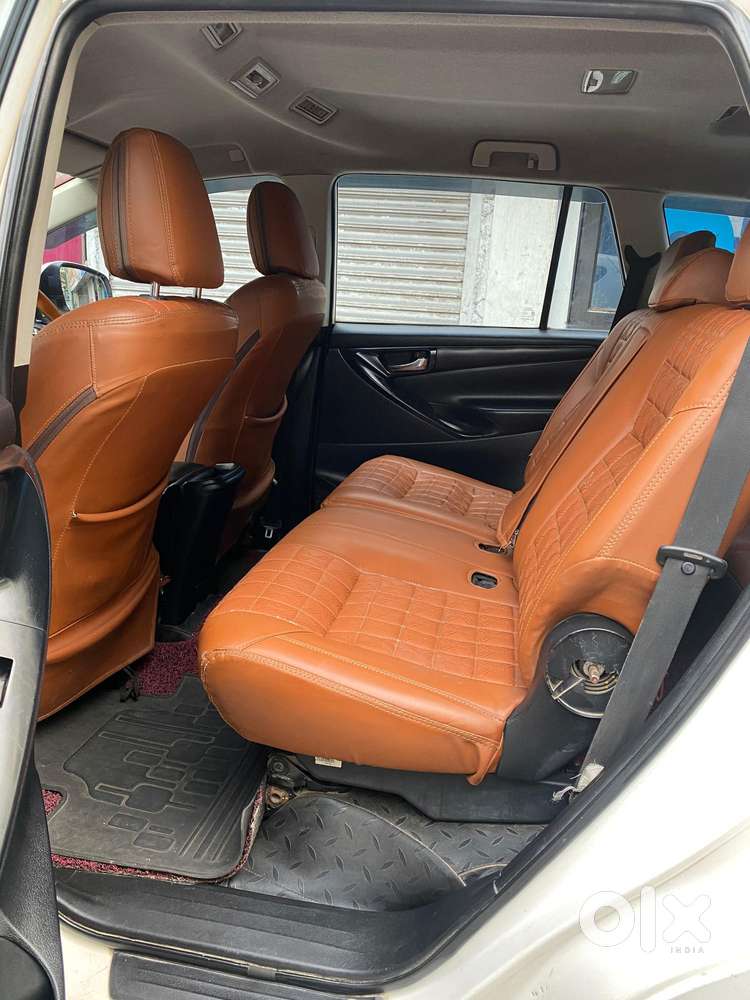 Toyota Innova Crysta 2.4 G Mt 8s, 2018, Diesel
