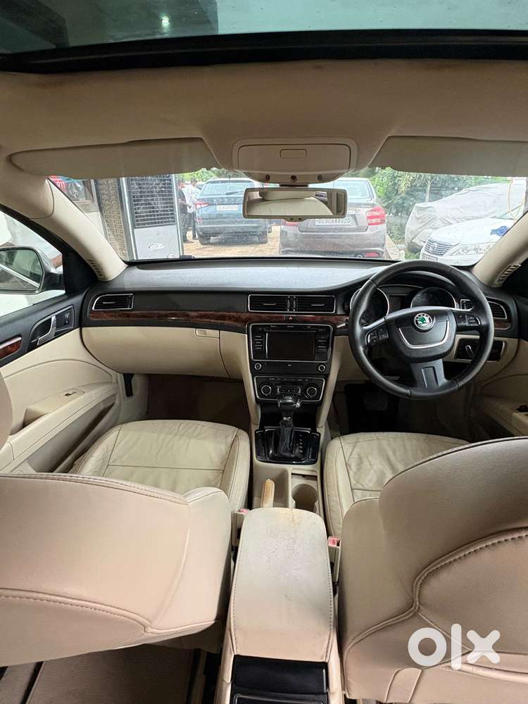 Skoda Superb Elegance 1.8 Tsi At, 2012, Petrol