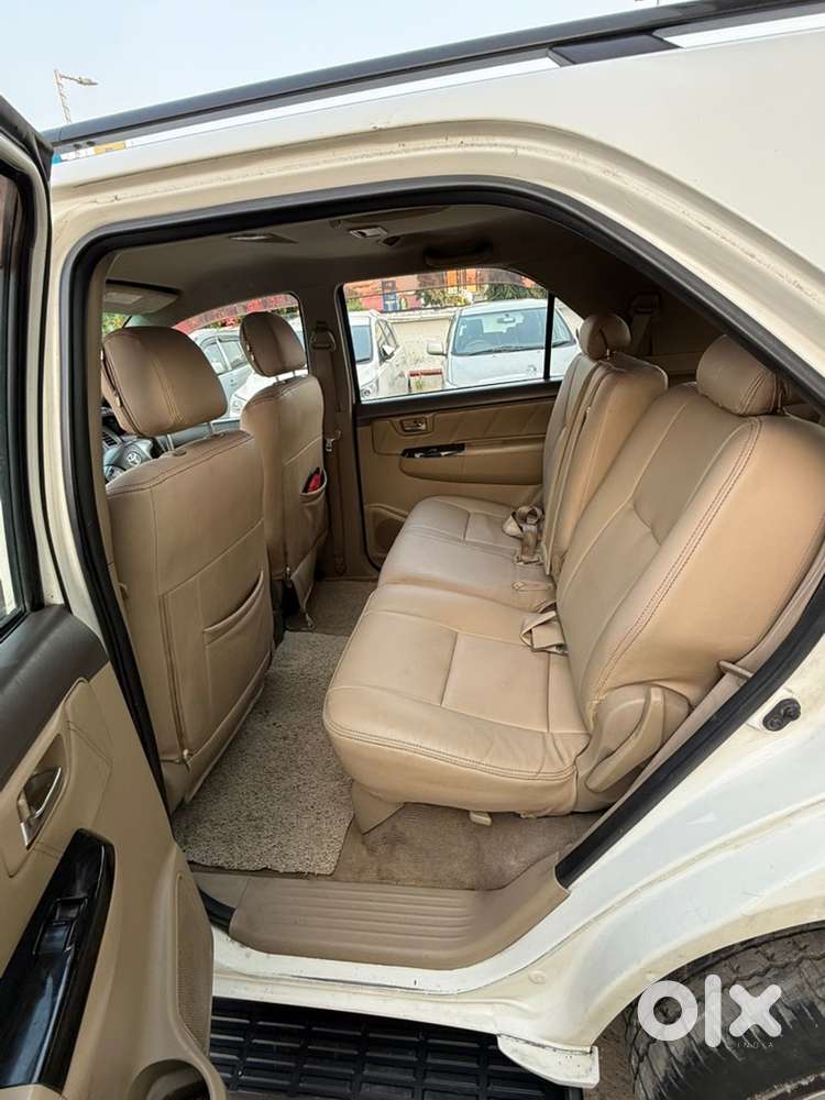 Toyota Fortuner 2013 Diesel Mt – Powerful & Well Maintained