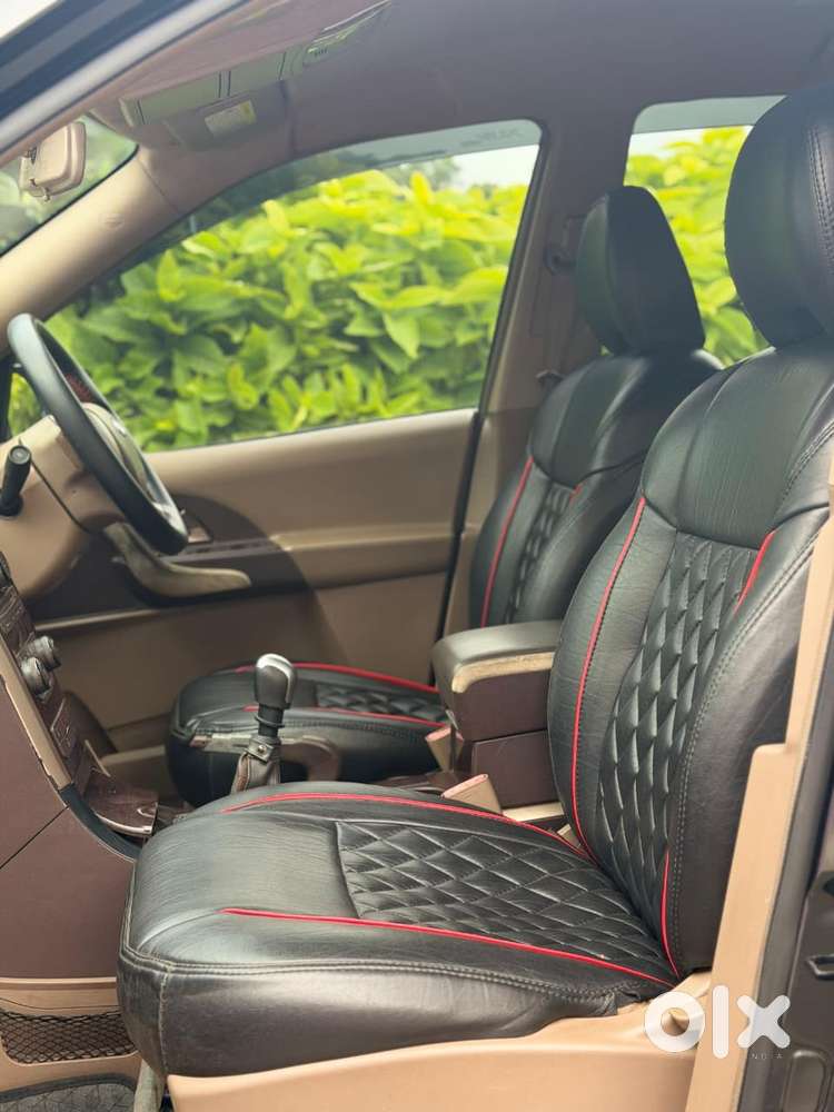 Mahindra XUV500 W8 2WD, 2012, Diesel