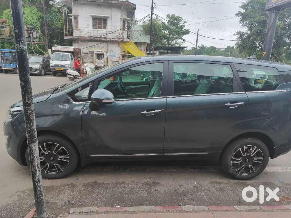 Mahindra Marazzo M8 2020 Diesel