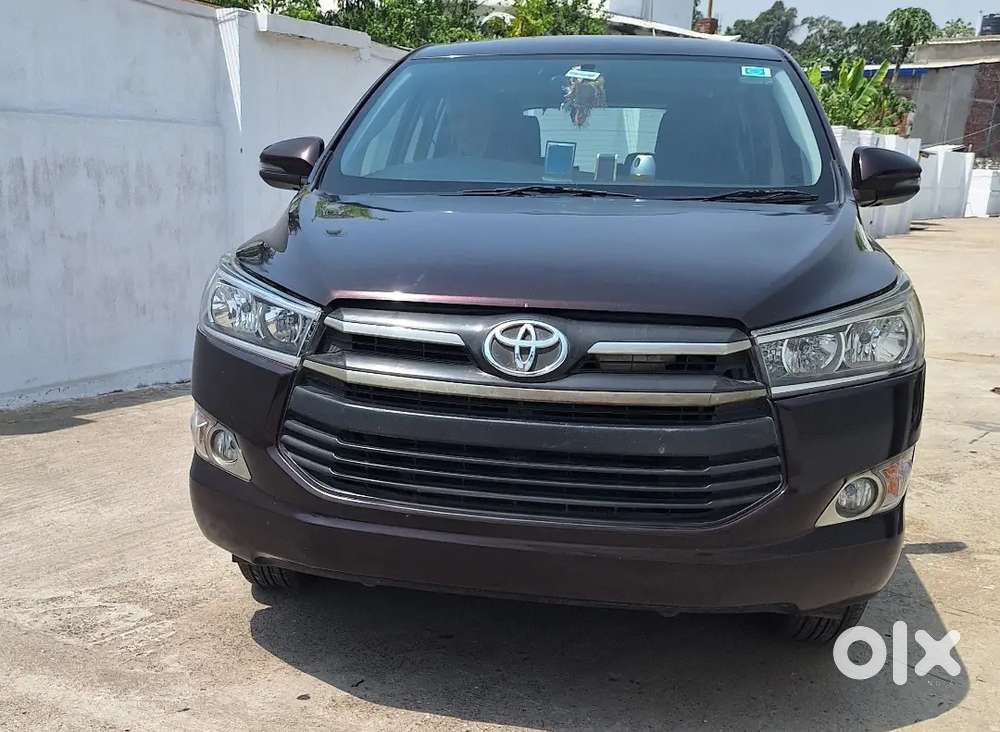 Innova Car Well Maintained  Personal Use