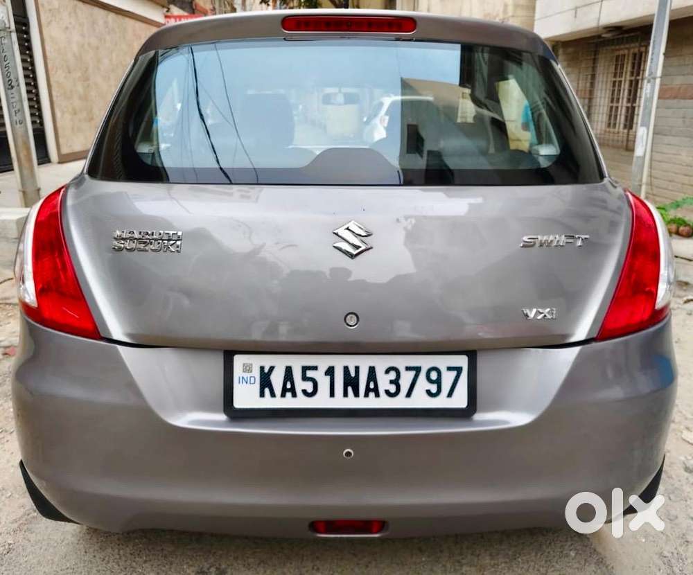 Maruti Suzuki Swift Vxi Optional, 2013, Petrol