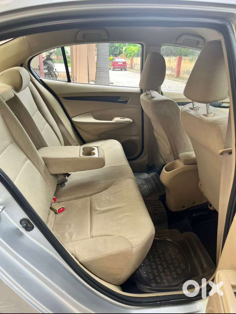 Honda Reliable Car 2011