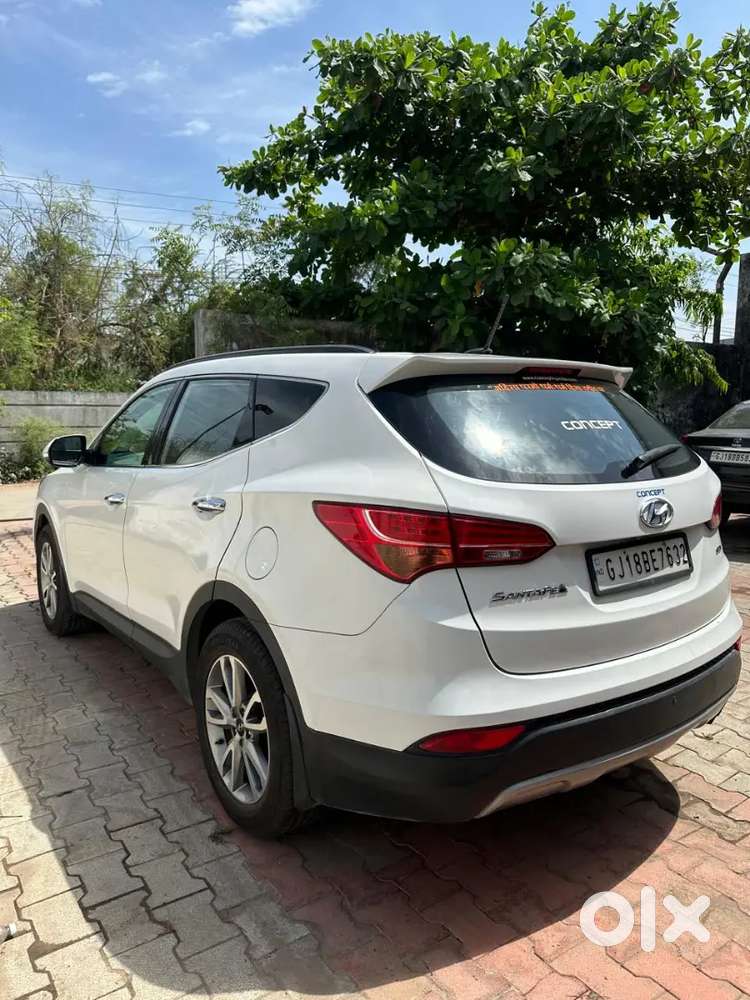 Hyundai New Santa Fe 2015 Diesel Well Maintained