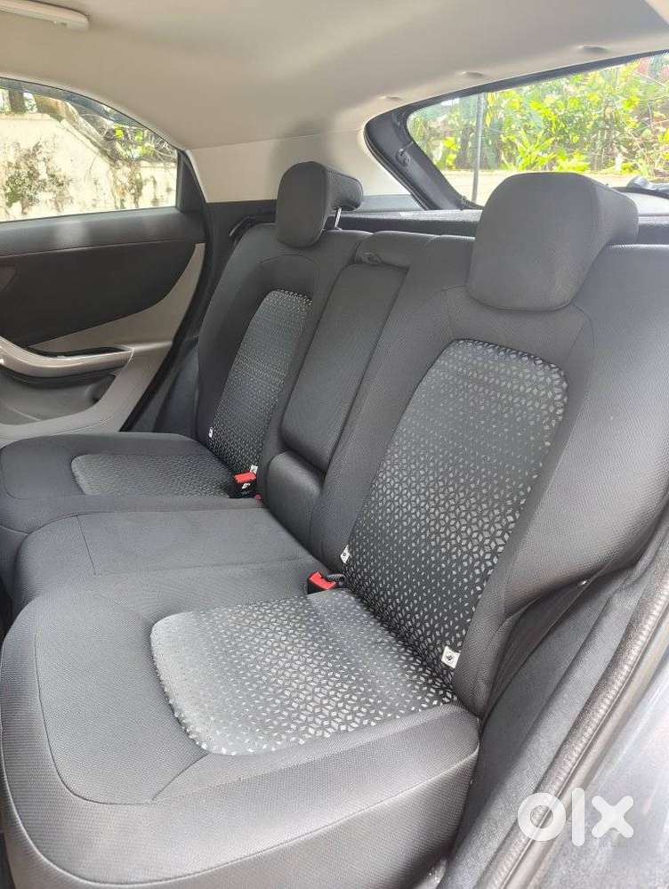 Tata Nexon 1.2 Revotron Xza Plus, 2018, Petrol