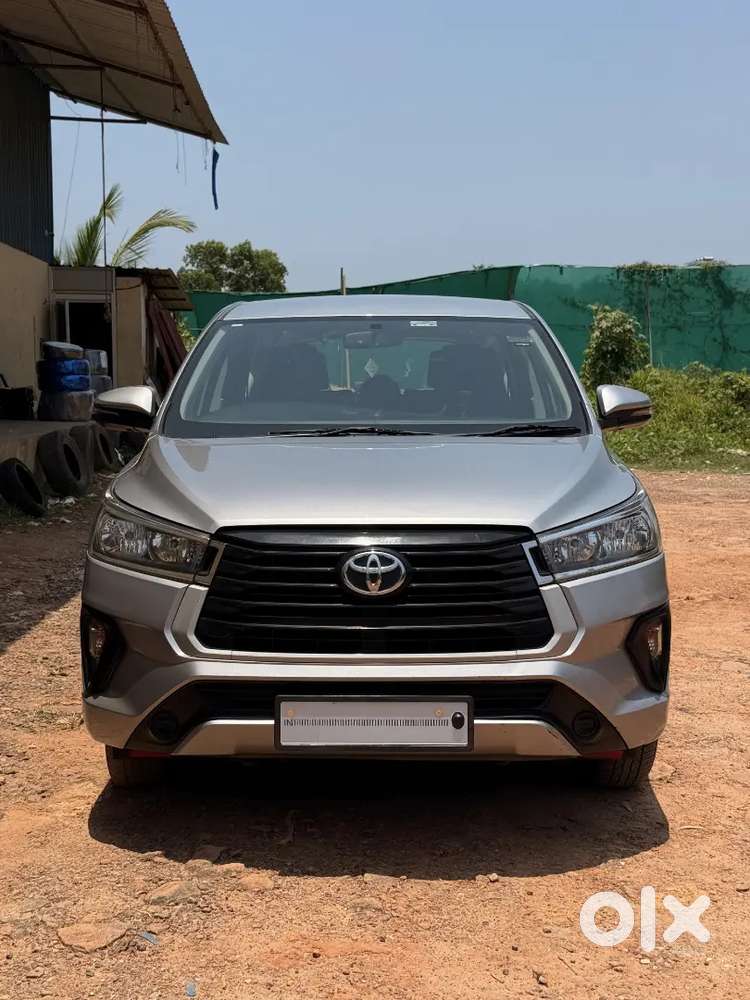 Toyota Innova Crysta 2022 Diesel Well Maintained