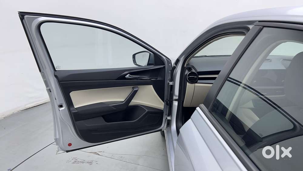 Skoda Slavia Ambition 1.0l Tsi Mt, 2023, Petrol