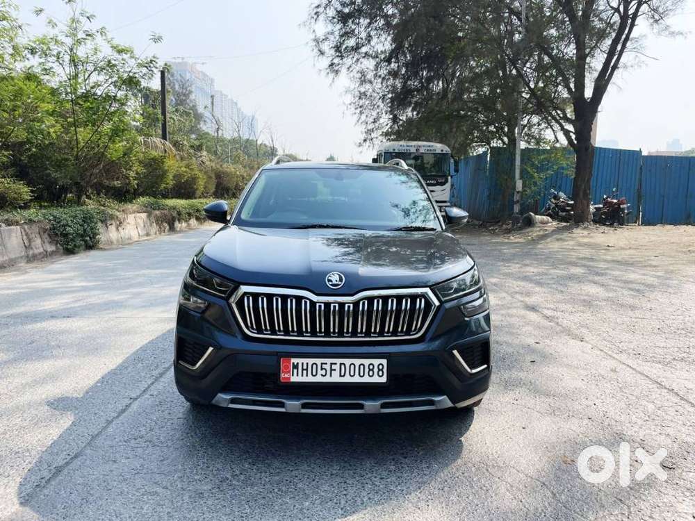 Skoda Kushaq 1.0 Tsi Style At (6 Airbags), 2023, Petrol