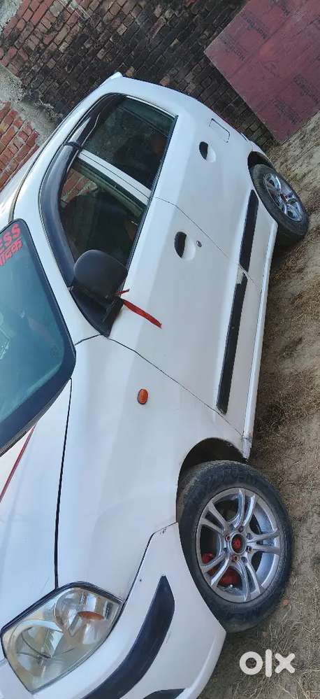 Hyundai New Santro 2013