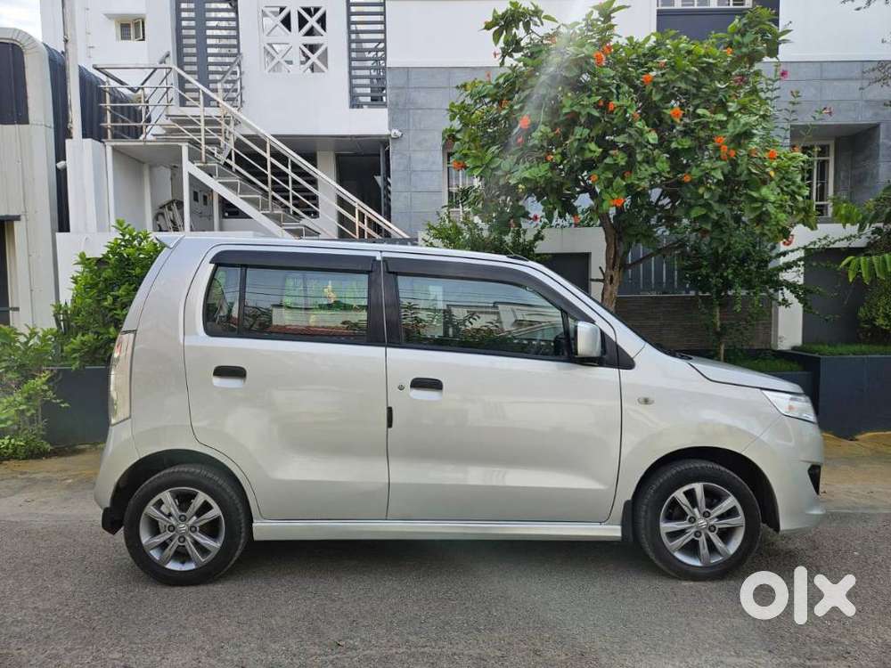 Maruti Suzuki Wagon R Stingray 1.0 Vxi Plus, 2017, Petrol