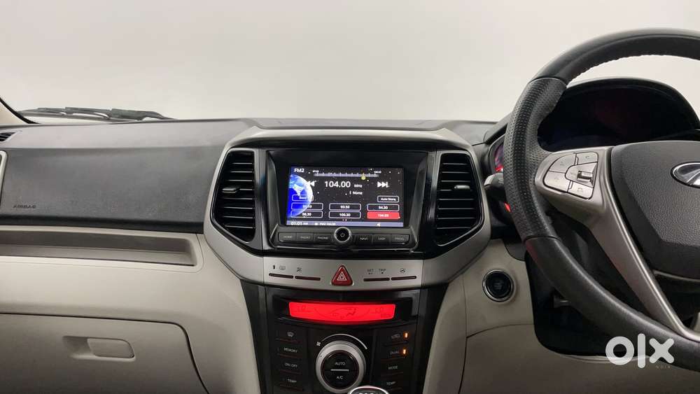 Mahindra Xuv300 W8 Option, 2022, Petrol