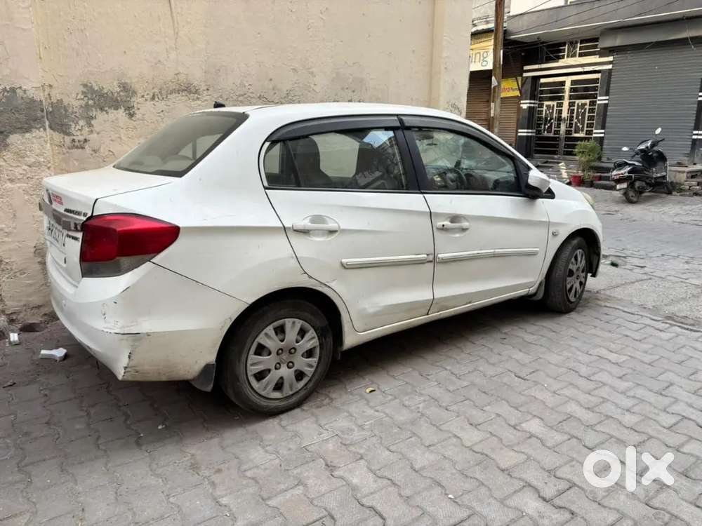 Honda Amaze 2013 Cng & Hybrids 95000 Km Driven