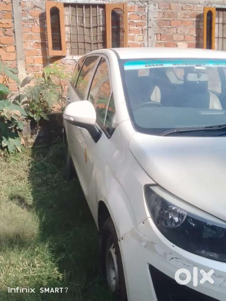 Mahindra Marazzo 2018