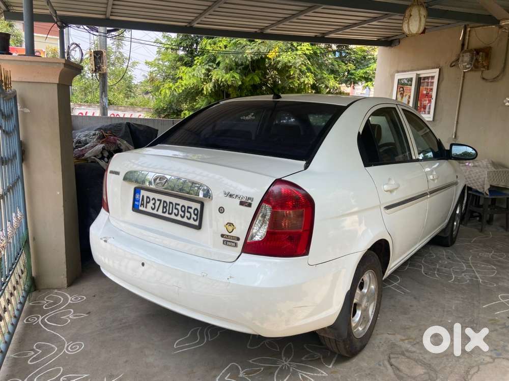 Hyundai Verna Diesel 2010 Car
