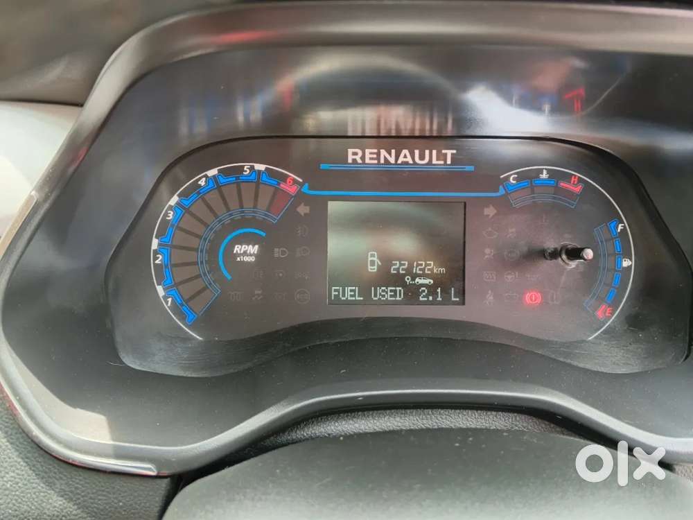 Renault Triber, 2024, Petrol