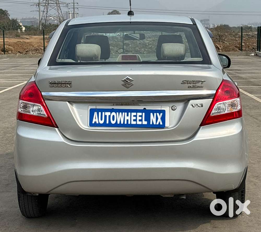 Maruti Suzuki Swift Dzire 1.2 Vxi Bsiv, 2015, Petrol