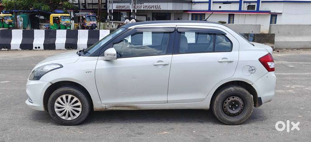 Maruti Suzuki Dzire 1.2 Vxi, 2015