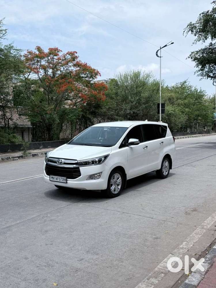 Toyota Innova Crysta 2.8 Zx Automatic 7 Str, 2016, Diesel