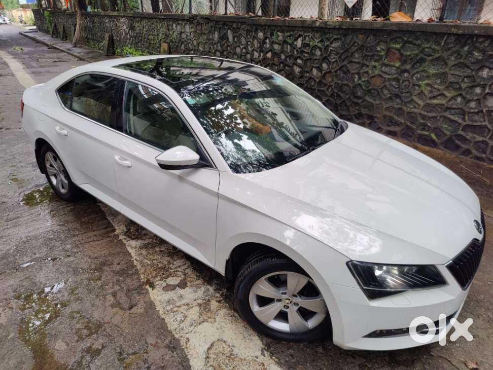 Skoda Superb Style 1.8 Tsi At, 2018, Petrol