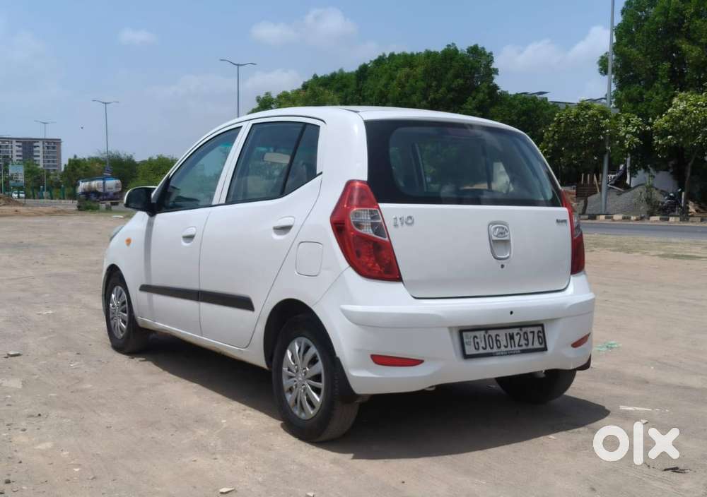 Hyundai I10 Sportz 1.1l, 2015, Cng & Hybrids