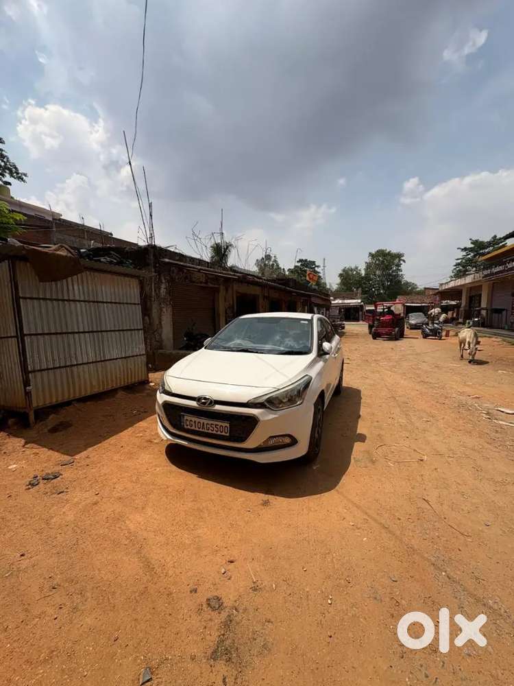Hyundai I20 Asta 2017 Option Gadi Bhout Acchi Condition Me H