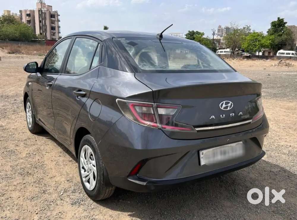 Hyundai Aura Company Cng