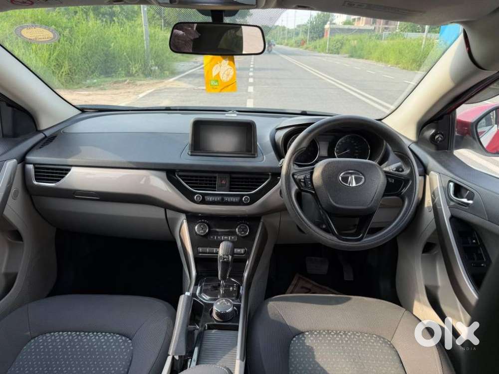 Tata Nexon 1.2 Revotron Xza Plus, 2018, Petrol