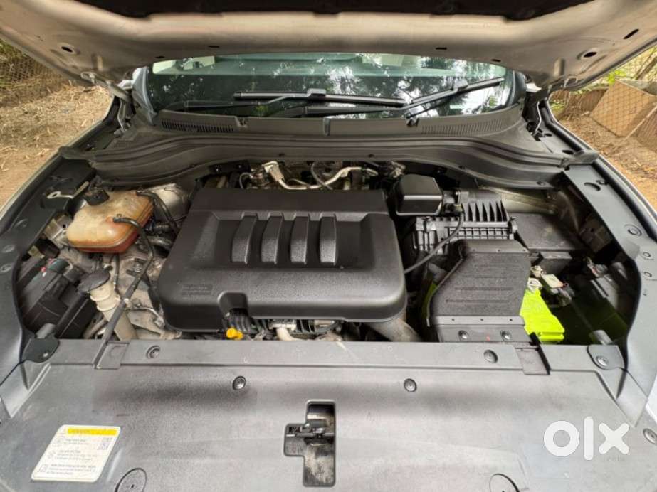 Mahindra Xuv700 2.0 Ax 7 Petrol At Luxury Pack Str, 2023, Diesel