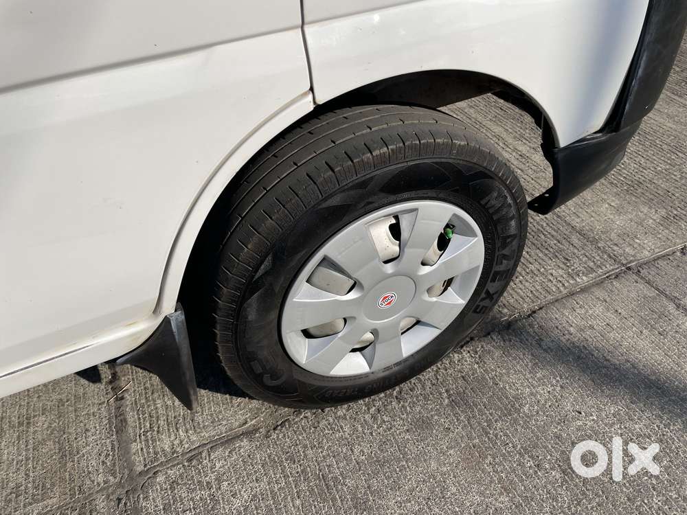 Maruti Suzuki Eeco 5 Str Ac (o), 2014, Cng & Hybrids