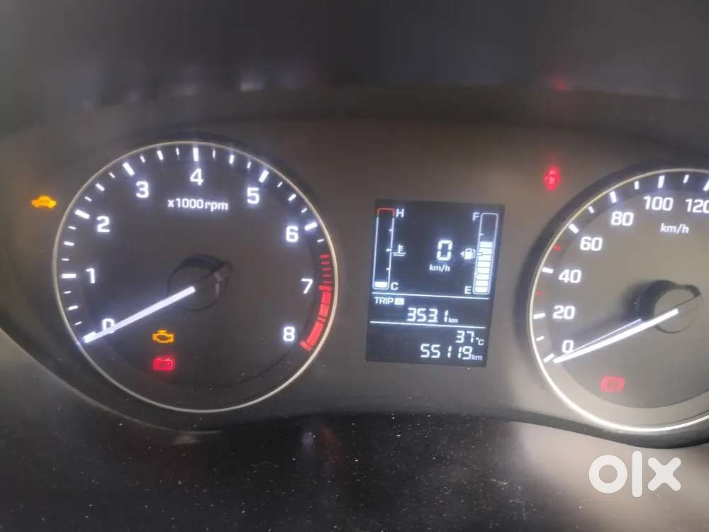 Brand New Condition Cng Fiteed Car Cng On Paparr