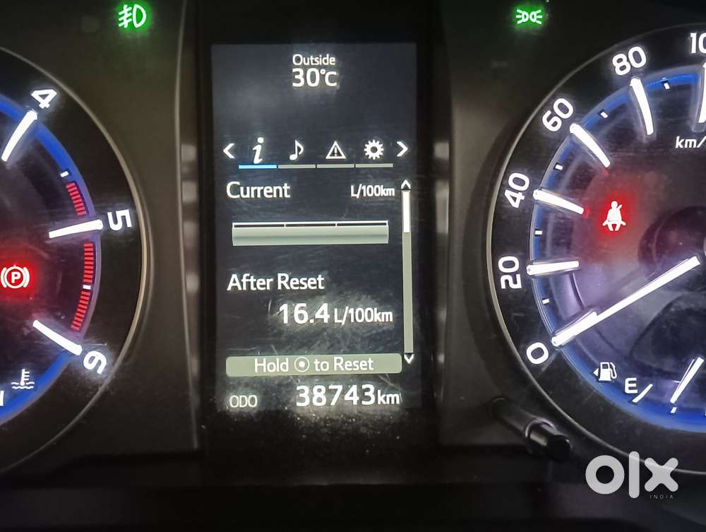 Toyota Innova Crysta 2.4 Z 7 Str, 2025, Diesel