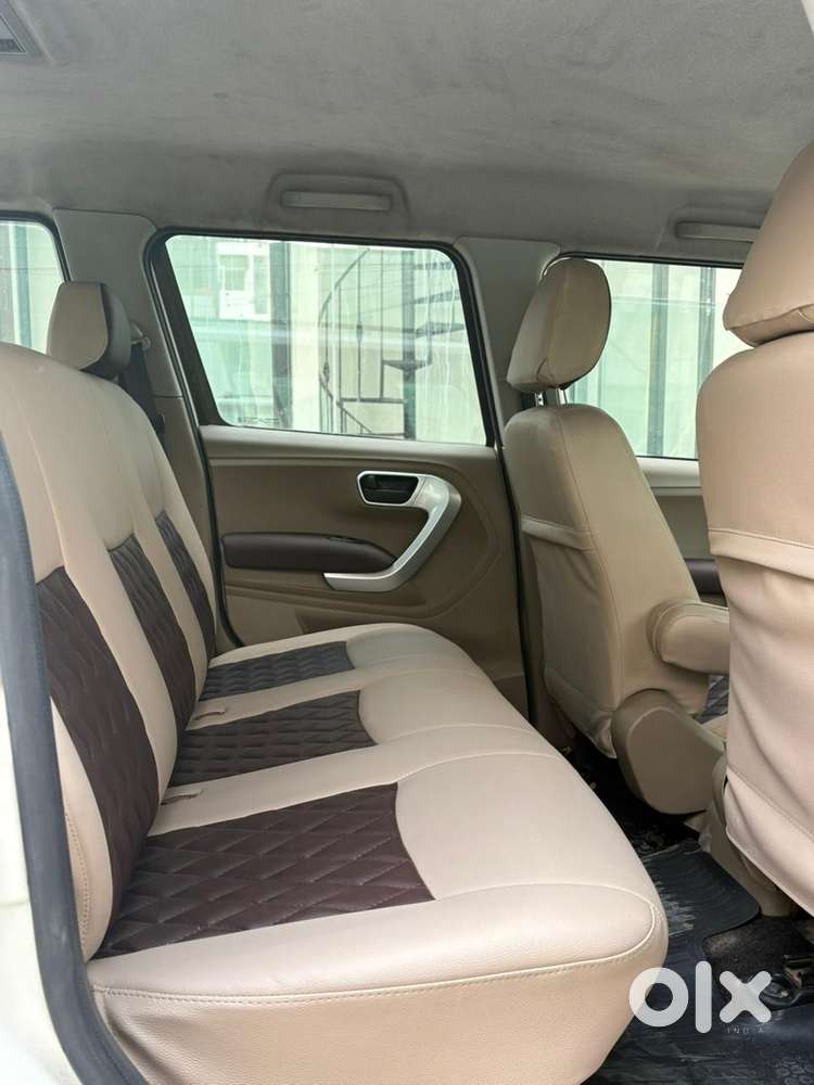 Mahindra Tuv 300 Mhawk100 T8, 2016, Diesel