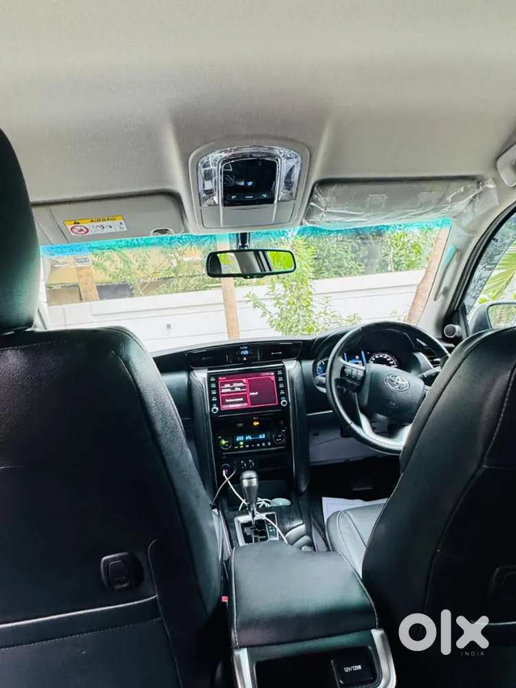 Toyota Fortuner Petrol 2022 Variant