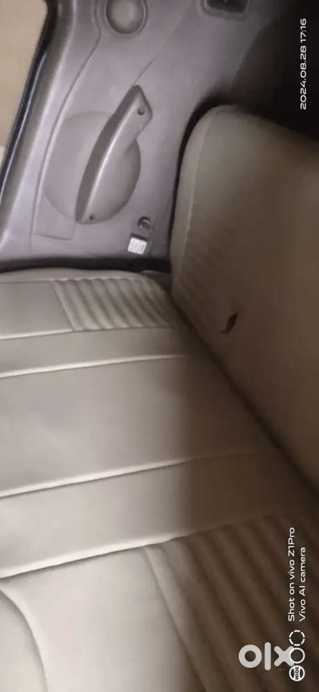 I'm Selling Mahindra Xylo D4