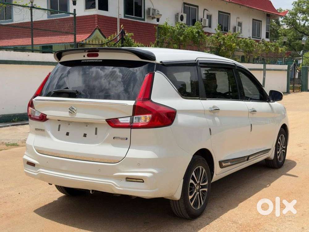 Maruti Suzuki Ertiga Zxi Plus Shvs, 2022, Petrol