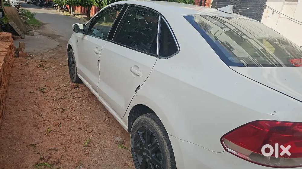 Volkswagen Vento Diesel Highline 2012