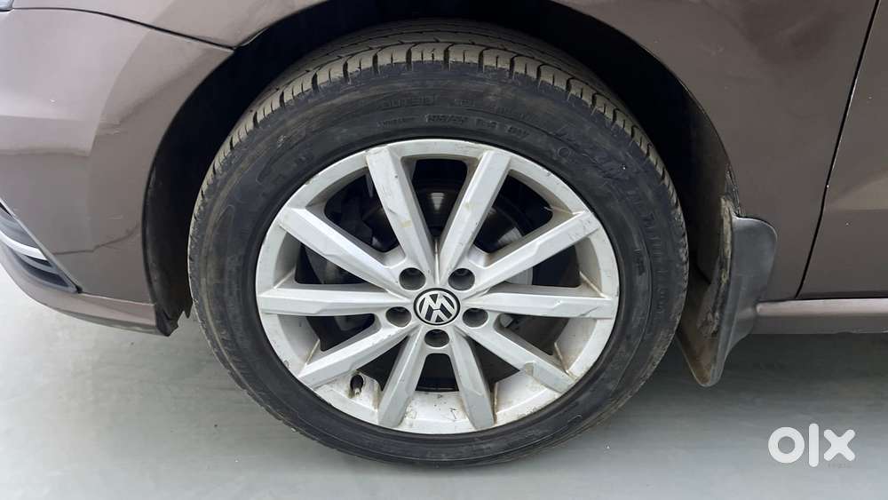 Volkswagen Ameo 1.2 Mpi Highline 16 Alloy, 2018, Petrol