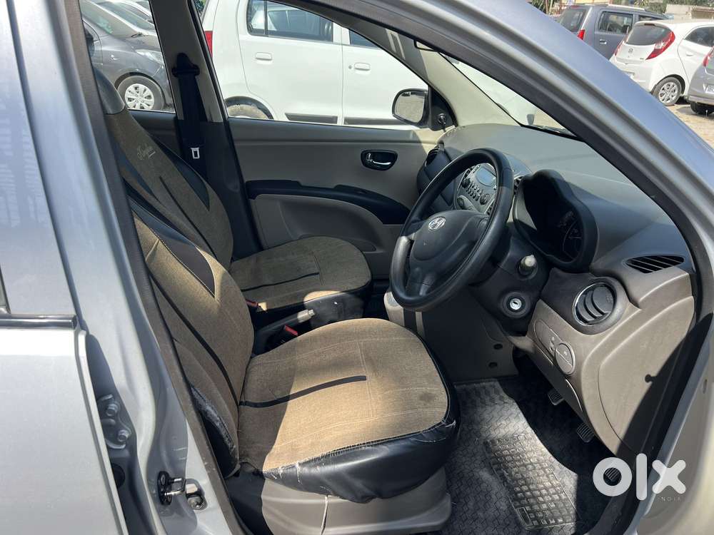 Hyundai I10 Sportz, 2014, Petrol