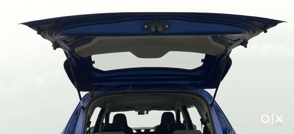 Renault Triber Rxz, 2020, Petrol