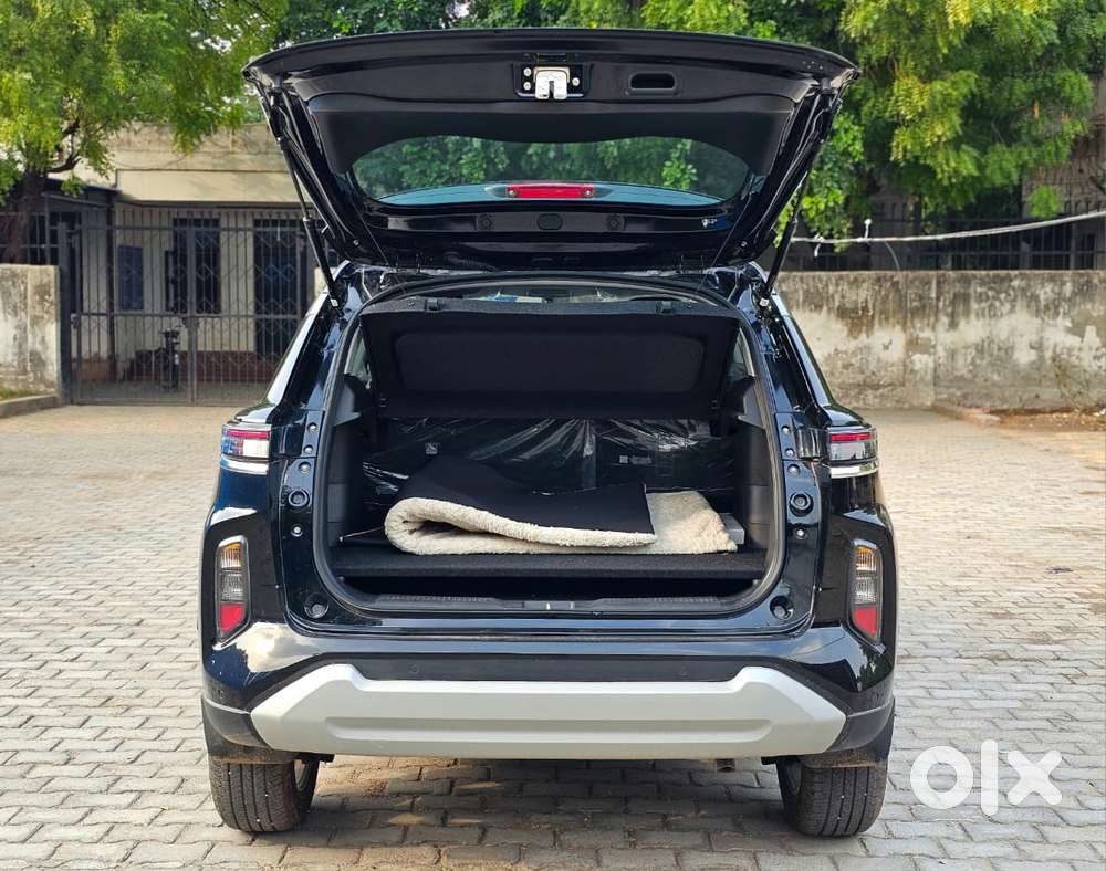 Maruti Suzuki Grand Vitara 1.5 Zeta Plus Intelligent Hybrid Ecvt, 20..
