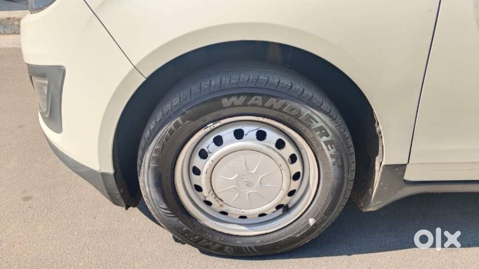 Mahindra Marazzo M2, 2019, Diesel