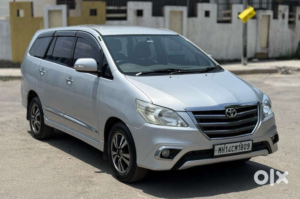 Toyota Innova 2.5 Ev Ps 7 Str Bs-iii, 2012, Diesel