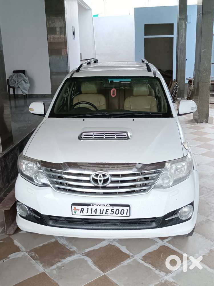 2012 Fortuner Type 2 Automatic Diesel