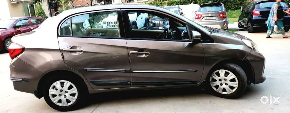 Honda Amaze 2017 Edition